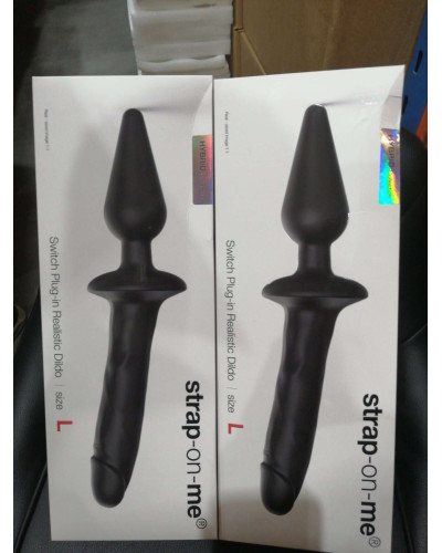 Анальна пробка з дилдо Strap-On-Me SWITCH PLUG-IN REALISTIC DILDO BLACK - L (м'ята упаковка) - Фото №2