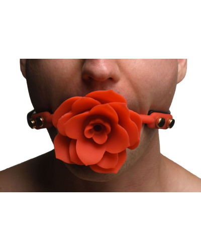 Силіконовий кляп з трояндою Master Series: Blossom Silicone Rose Gag – Red - Фото №9