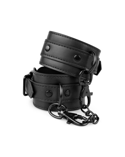 Наручники Bedroom Fantasies: Faux Leather Handcuffs One Size, черные - Фото №2