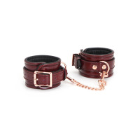 Кожаные наручники Liebe Seele Wine Red Wrist Cuffs, съемная цепочка-крепление