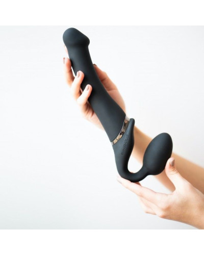 Безремневой страпон с вибрацией Strap-On-Me Vibrating Black M, диаметр 3,3см, пульт ДУ, регулируемый - Фото №6