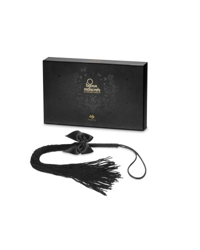 Плеть Bijoux Indiscrets - Lilly - Fringe whip украшена шнуром и бантиком, в подарочной упаковке - Фото №1